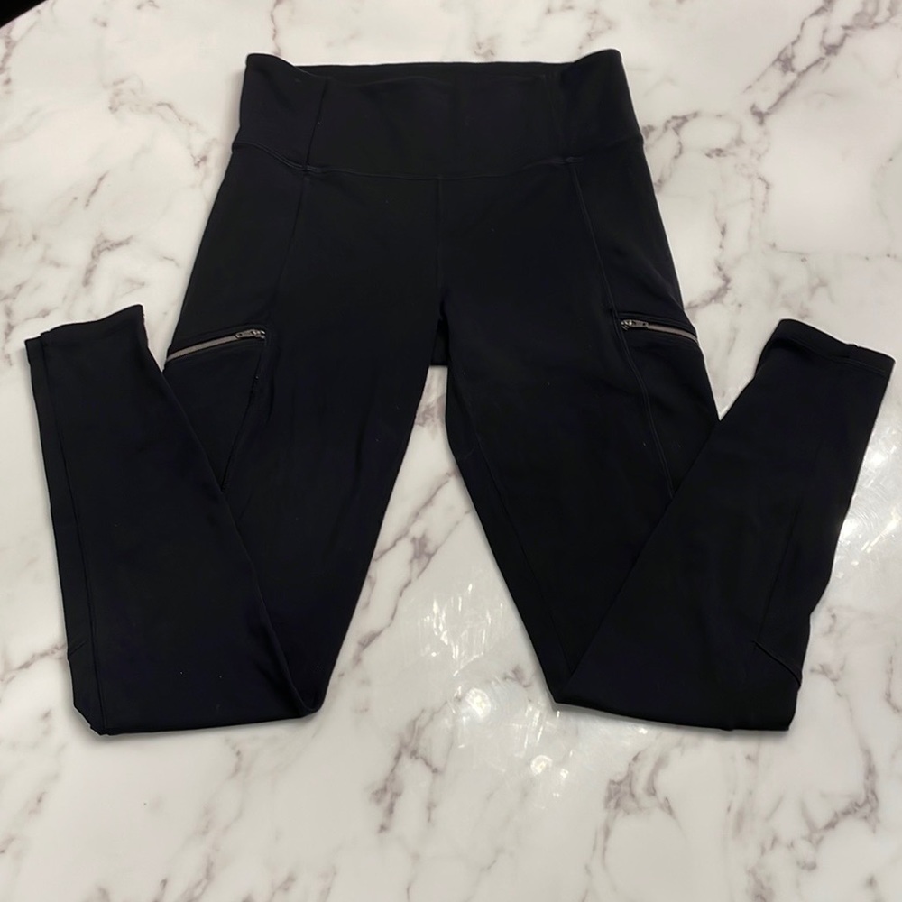 Athleta heavyweight legging with side zippers size medium excellent condition